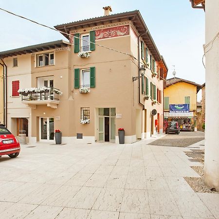 La Bellavita Del Garda Luxury Apartments Сан-Феличе-дель-Бенако Экстерьер фото